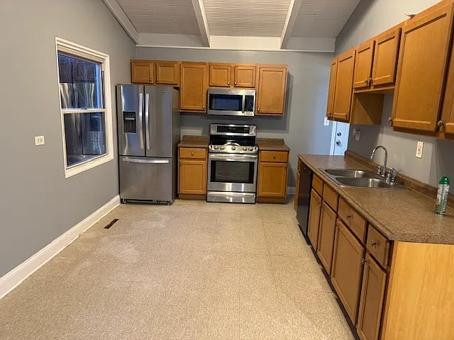 7100 Wilson Ter — Photo 4