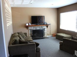 11251 Allegheny St, Sun Valley, CA 91352