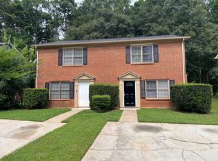 5263 Ridge Forest Dr, Stone Mountain, GA 30083