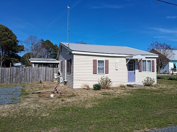 4th image of 20205 Mapp St