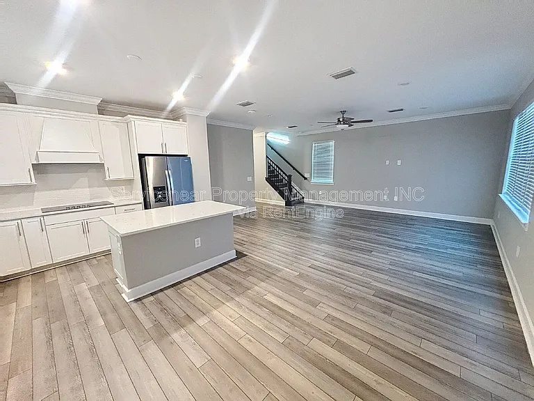 6211 Baywood Ct — Photo 11