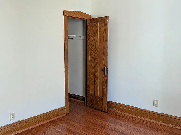 4034 W Cortland St #2 — Photo 5