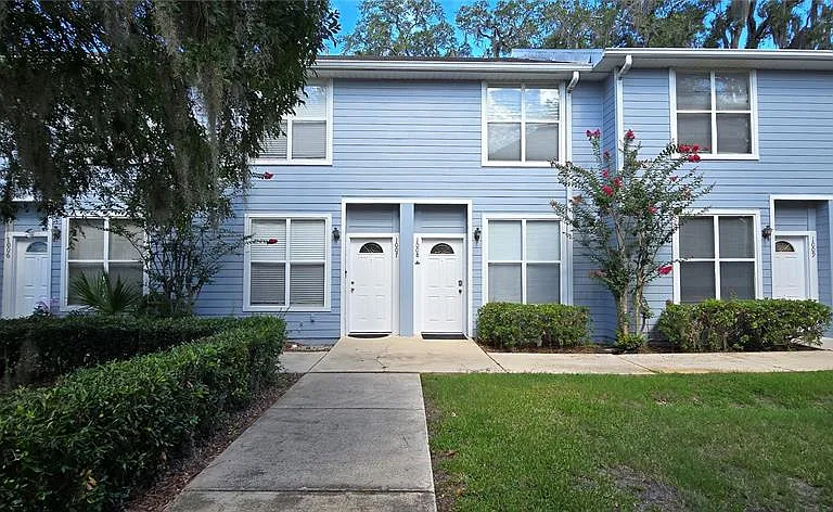 3940 SW 20th Ave #1107 — Photo 1