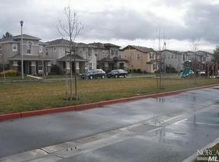 3038 Roadrunner Dr, Fairfield, CA 94533