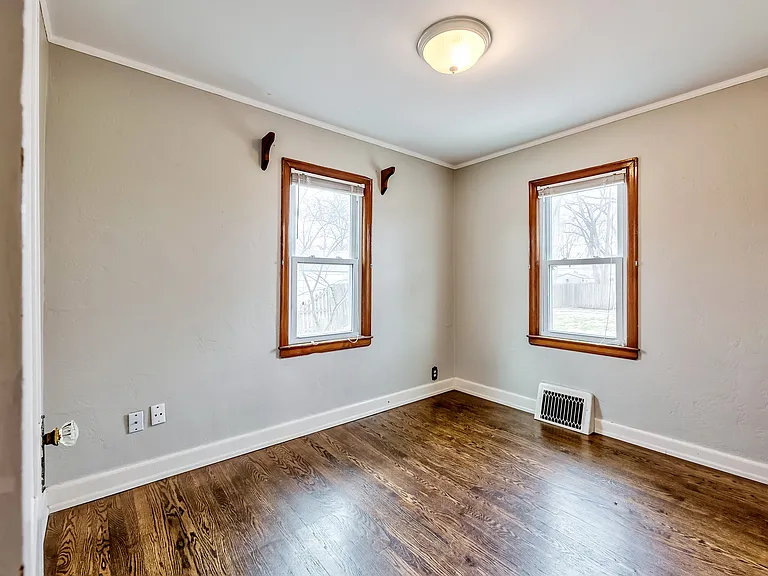 12759 Circle Dr — Photo 8