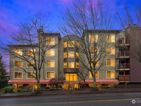 8745 Greenwood Avenue N #310, Seattle, WA 98103