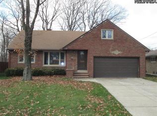 23481 Effingham Blvd, Euclid, OH 44117