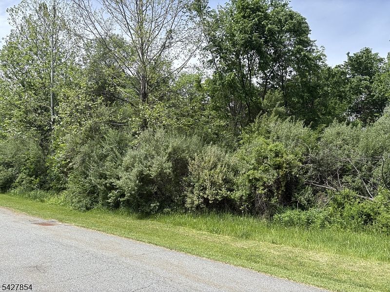 1st image of 1 Bridge Rd