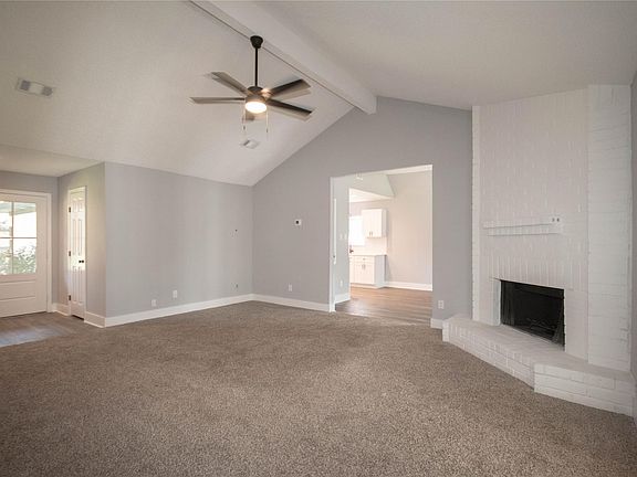 4th image of 2314 Peaceful Valley Dr