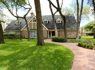 325 Maple Valley Rd, Houston, TX 77056