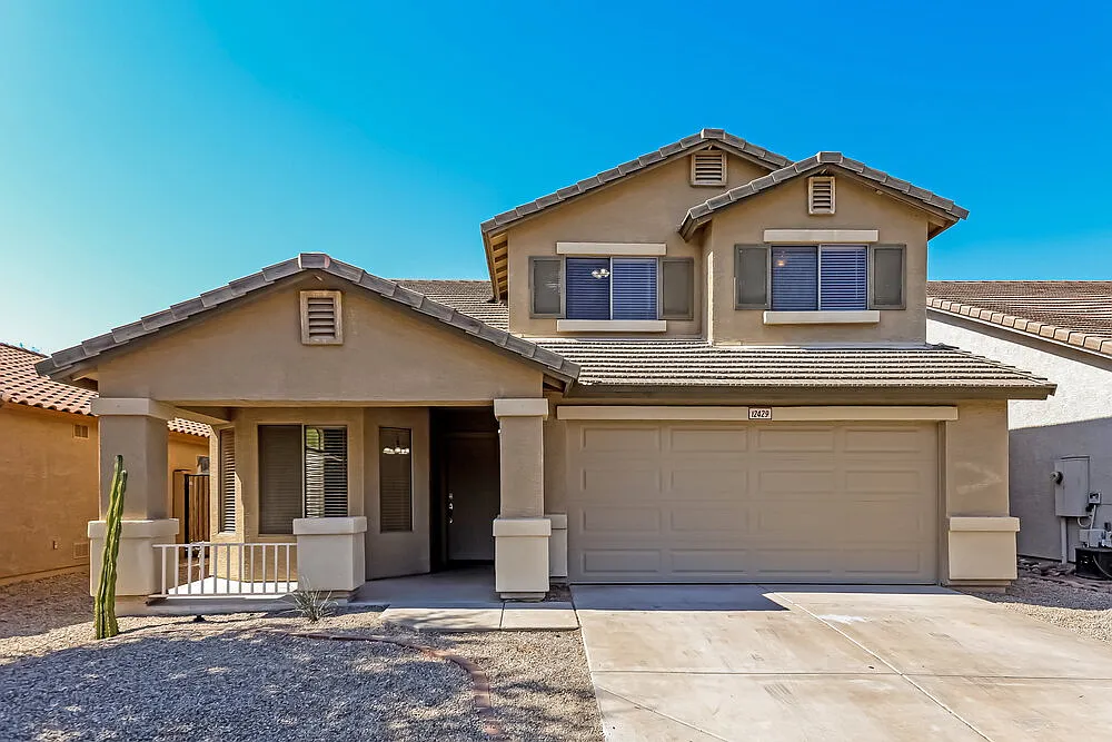 4 bed, 2.5 bath, 2038 sqft, $2,225 — Photo 1