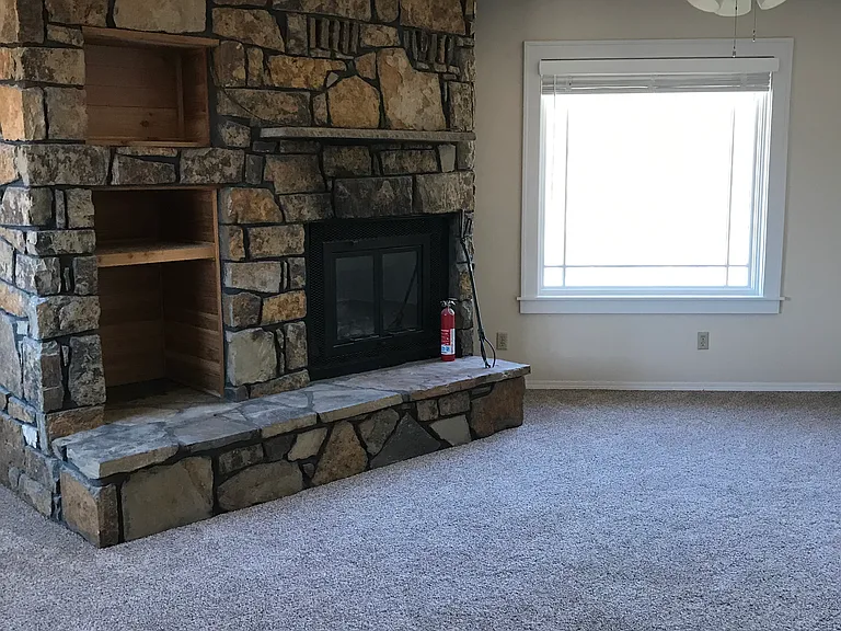 301 Timberline Dr — Photo 23