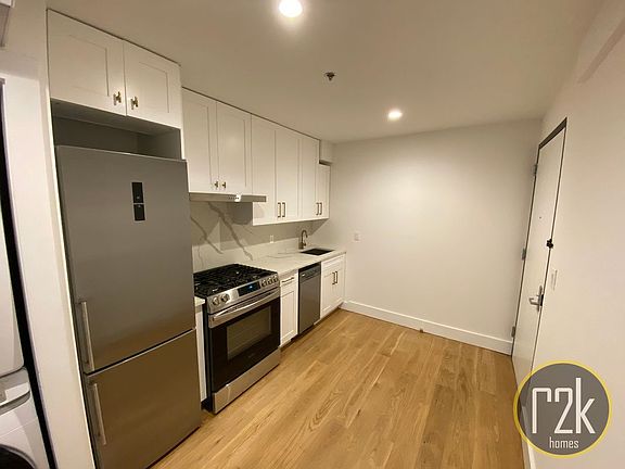 5th image of 25-18 32nd St #6A