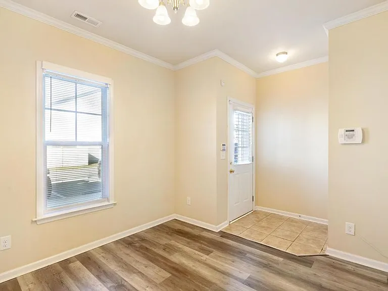 438 Caldwell Loop — Photo 3