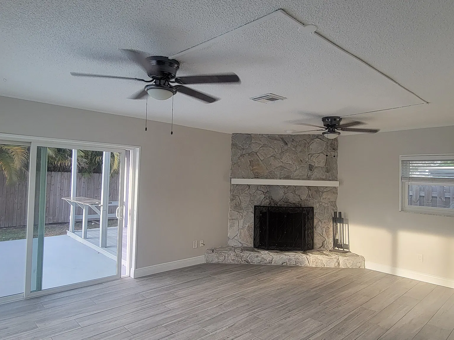 3 bed, 1426 sqft, $2,650 — Photo 2