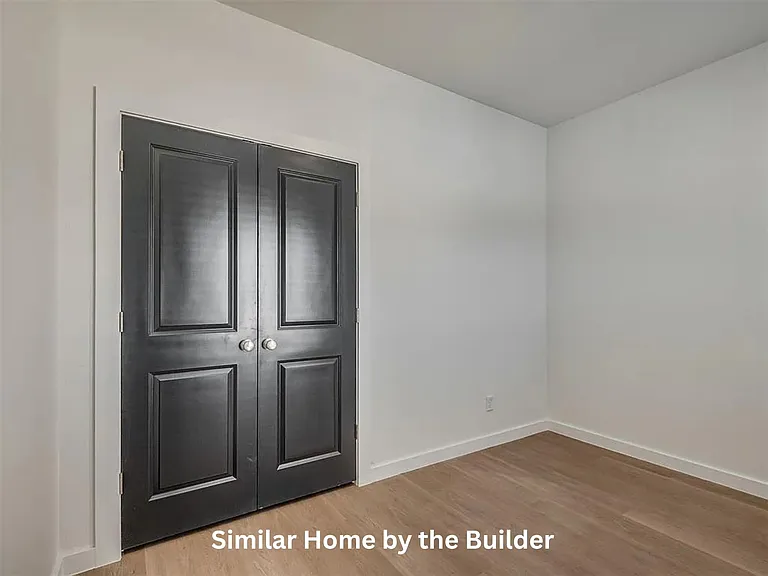 927 SW 29th St — Photo 15