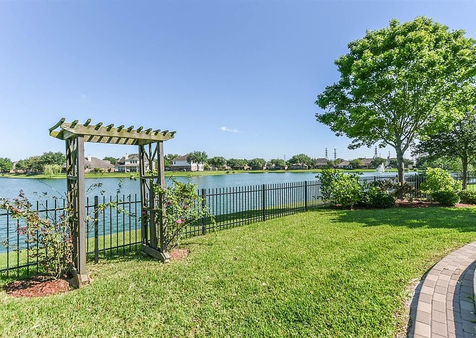 1st image of 25543 Lockspur Dr