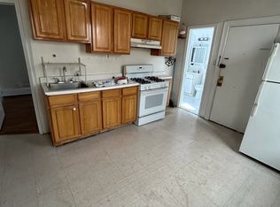 124 Lake St APT 1, Jersey City, NJ 07306