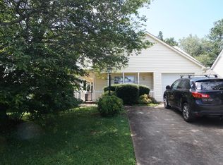 103 Magnolia Ln, Pendleton, SC 29670