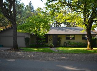 2220 Capital Ave, Medford, OR 97504