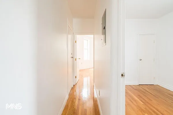 Rented by MNS | media 14