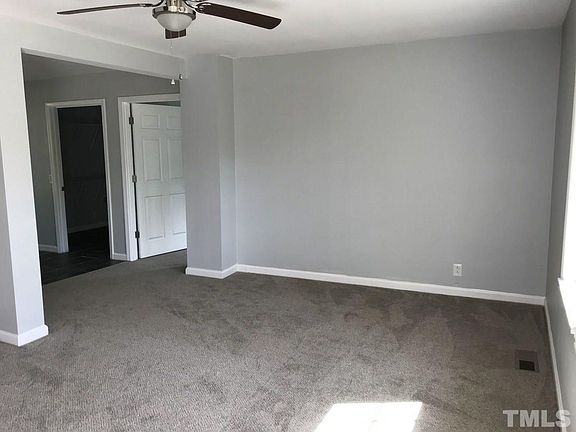 4th image of 2903 Sprucewood Dr