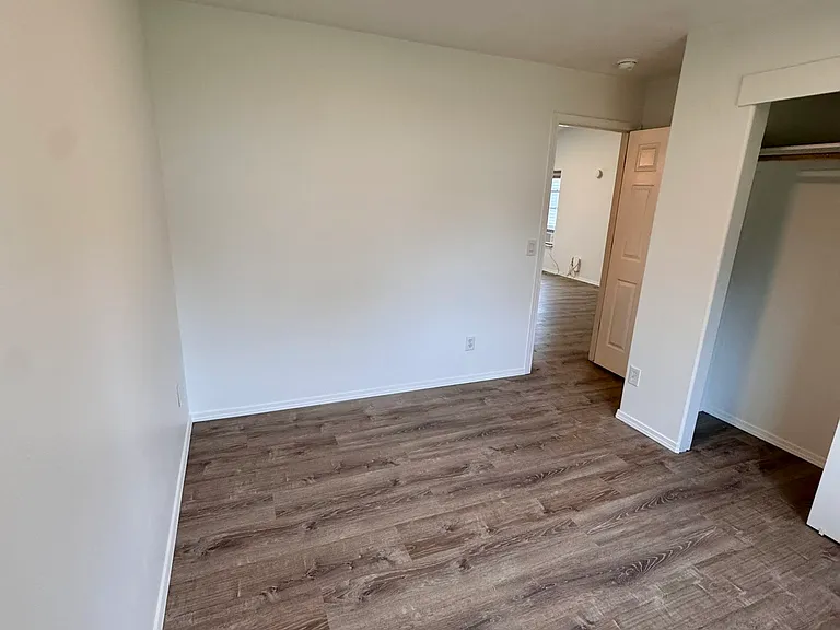 112 W 20th Ave #A — Photo 10