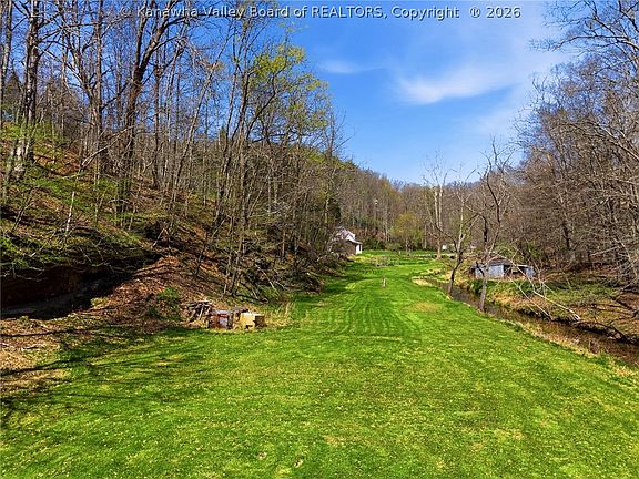 5th image of 61 Edds Branch Rd