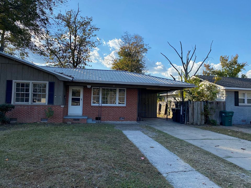1st image of 1902 Howard Dr