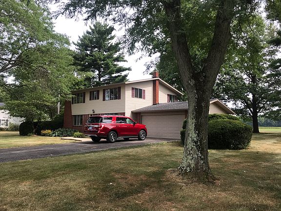 3rd image of 1873 W Golden Hills Dr
