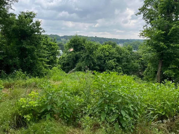 000 High/Mountain Street, Cassville, MO 65625