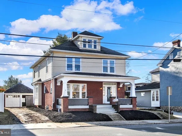 319 E King St, Littlestown, PA 17340