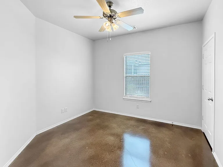 236 Anne Louise Dr #A — Photo 11