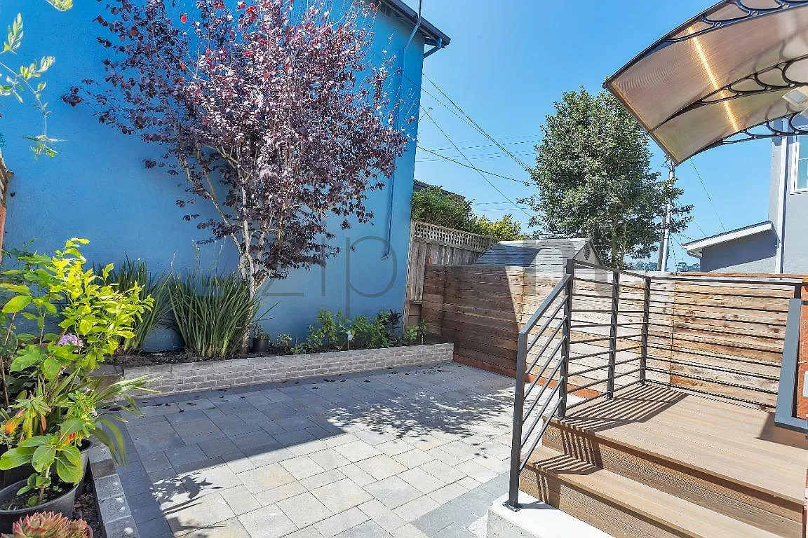 2 bed, 800 sqft, $3,200 — Photo 3