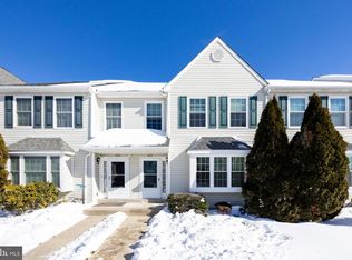 222 Spring Valley Way, Aston, PA 19014