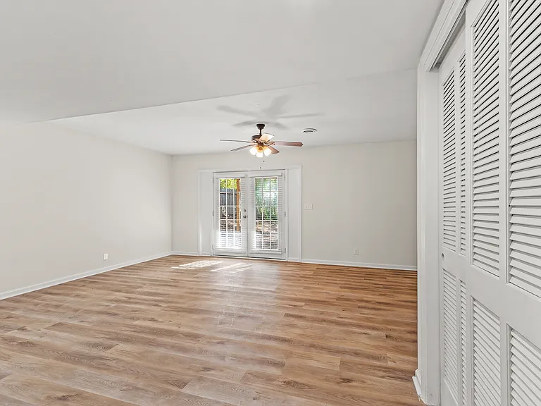 512 Ridley Ave #A — Photo 11