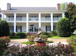 3018 Hamill Rd, Hixson, TN 37343