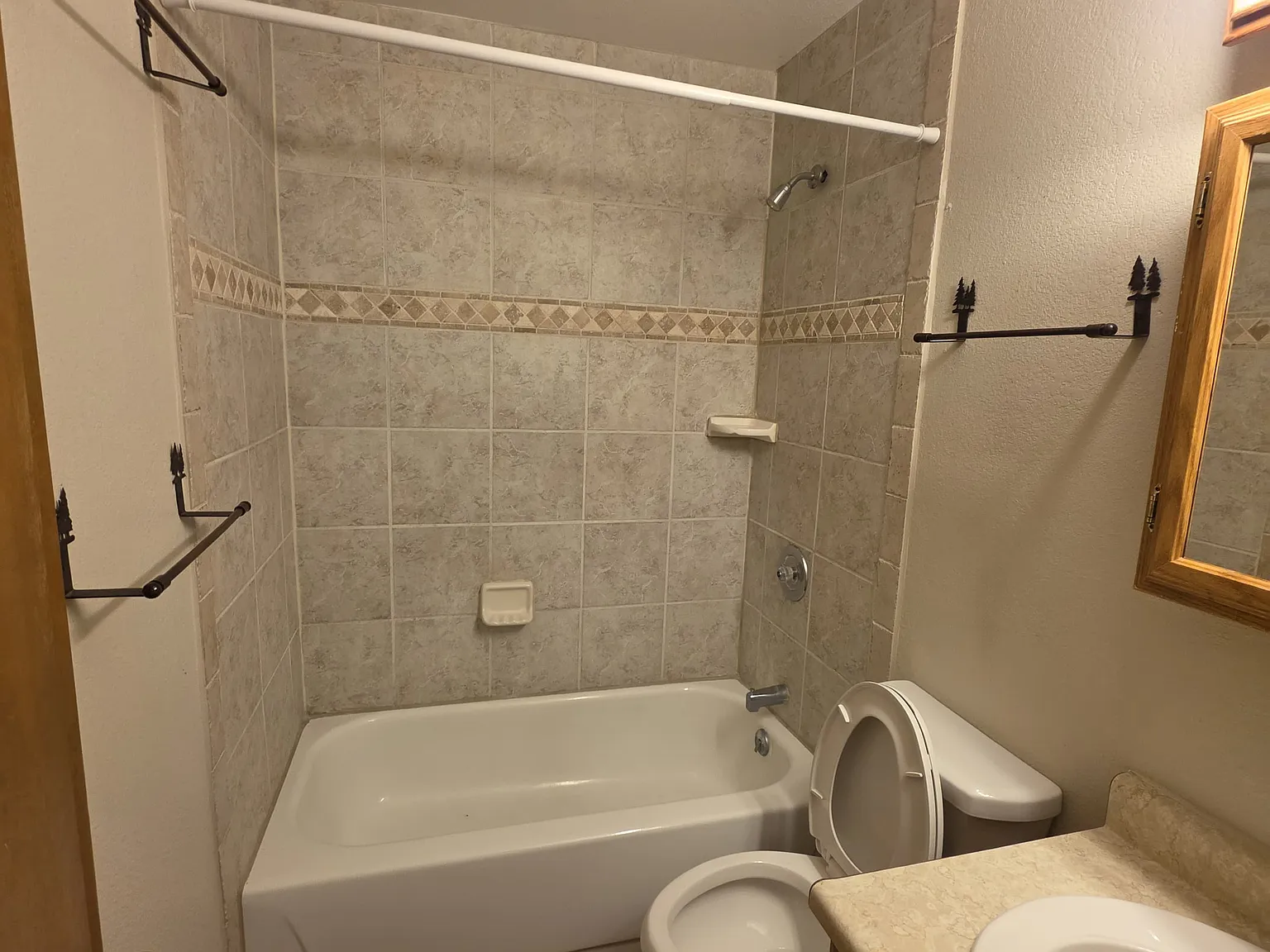 520 Bills Ranch Rd — Photo 2