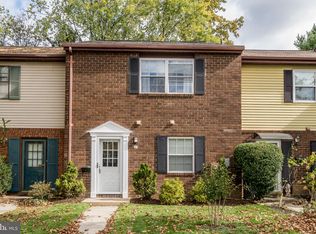 4 Englefield Sq, Owings Mills, MD