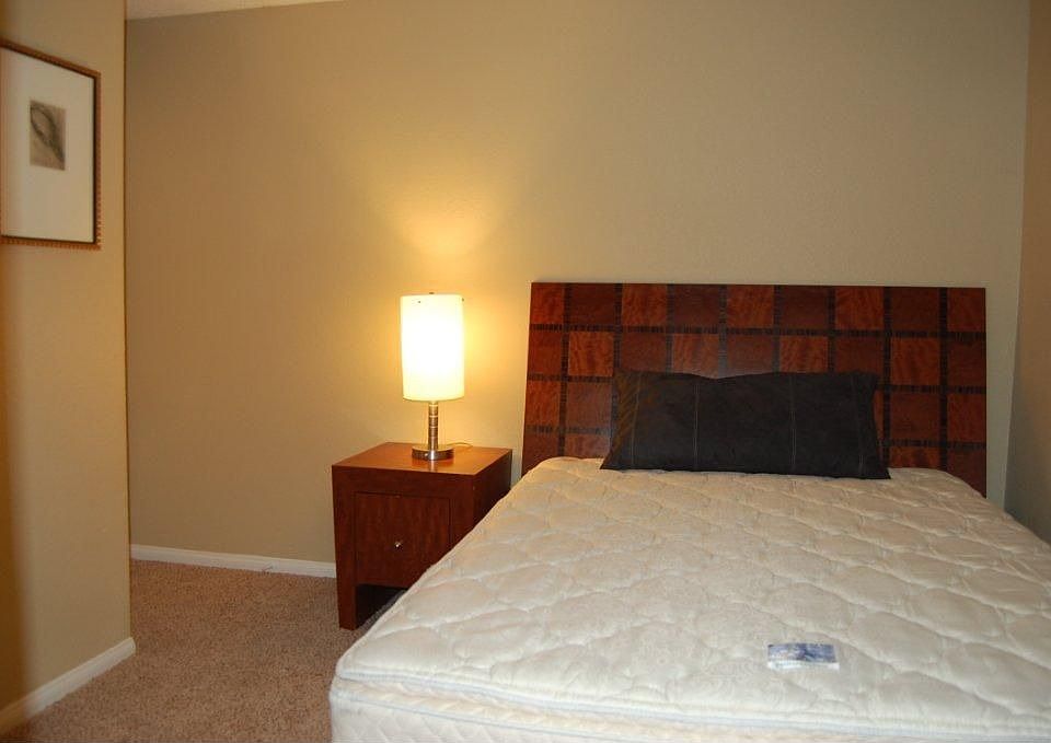 bedroom #1