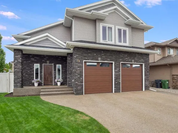 25 W Grove Close, Red Deer, AB T4P 0P4