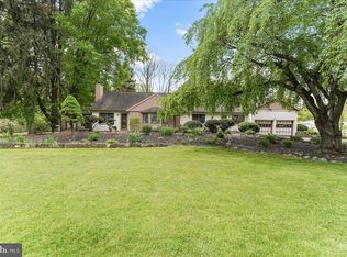 1522 Middletown Rd, Glen Mills, PA 19342