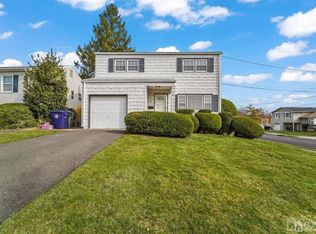 670 Hunter Ave, Perth Amboy, NJ 08861