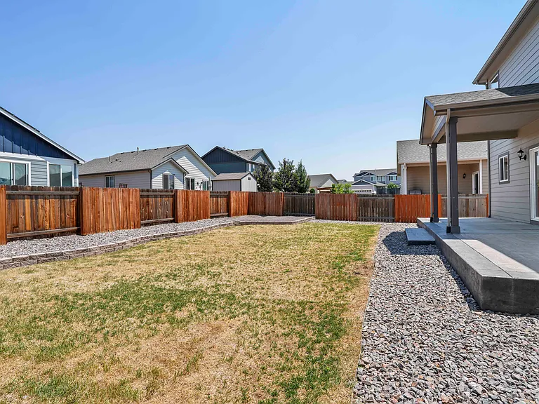 2141 Kerry St — Photo 34