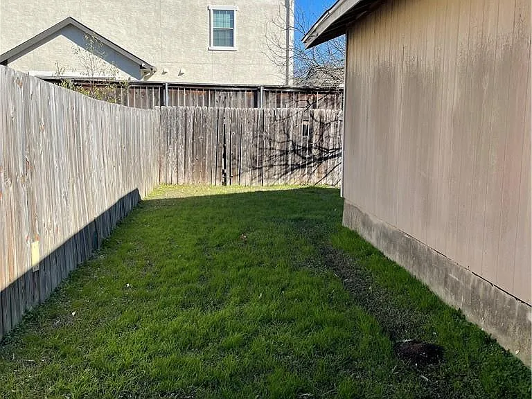 8704 Pineridge Dr #A — Photo 15