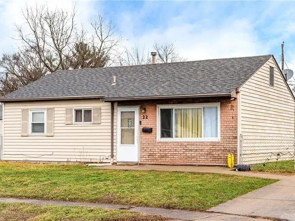 22 Lockwood Ct, Fairborn, OH 45324