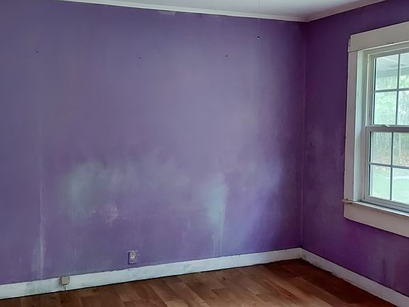 5th image of 138 9th St SW