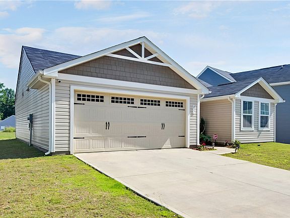 2nd image of 837 Purcell Dr