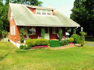 361 Gardens Ave, Atco, NJ 08004