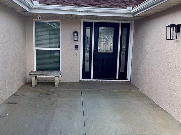 2nd image of 10116 Vancouver Rd